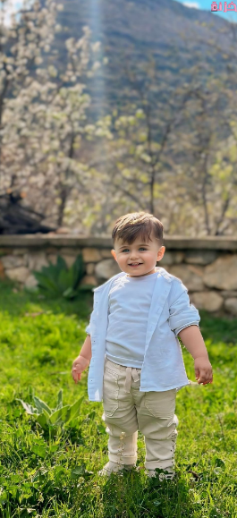 اجمل صورة في العالم بقميص ابيض