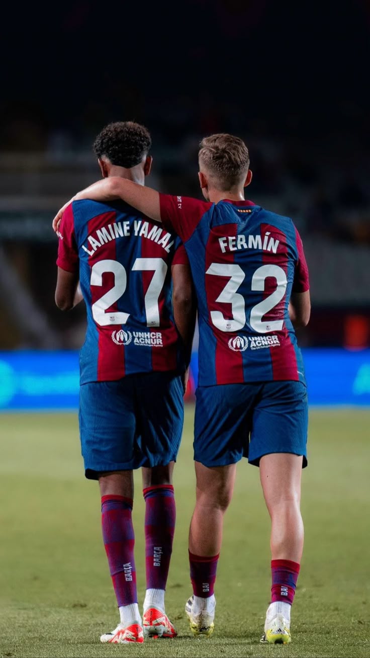 صور لاعبين برشلونة في الملعب