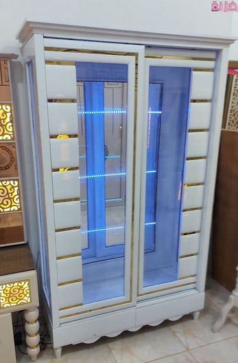 نيش مودرن مصري صغير