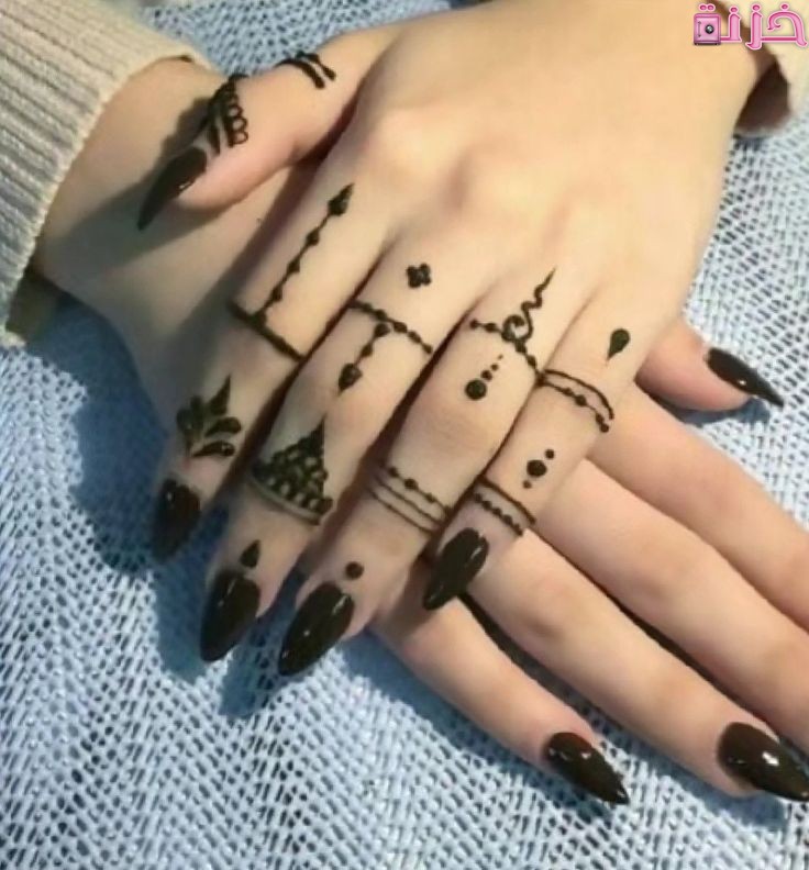 رسومات حنة لليد رقيقه